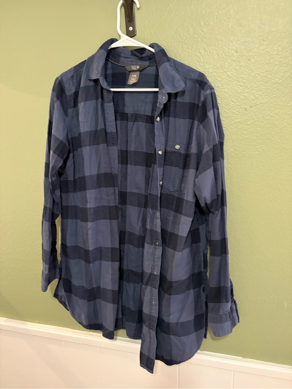 Mountain Hardwear Women's Blue Plaid Tunic Shirt